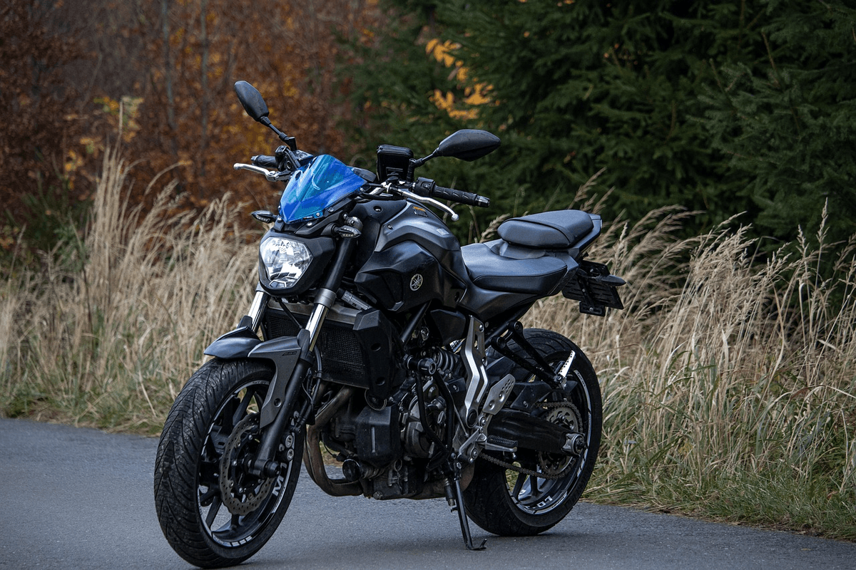 A sleek, modern LAMS-approved motorcycle used in a Quashed 2026 article on LAMS approved bike insurance